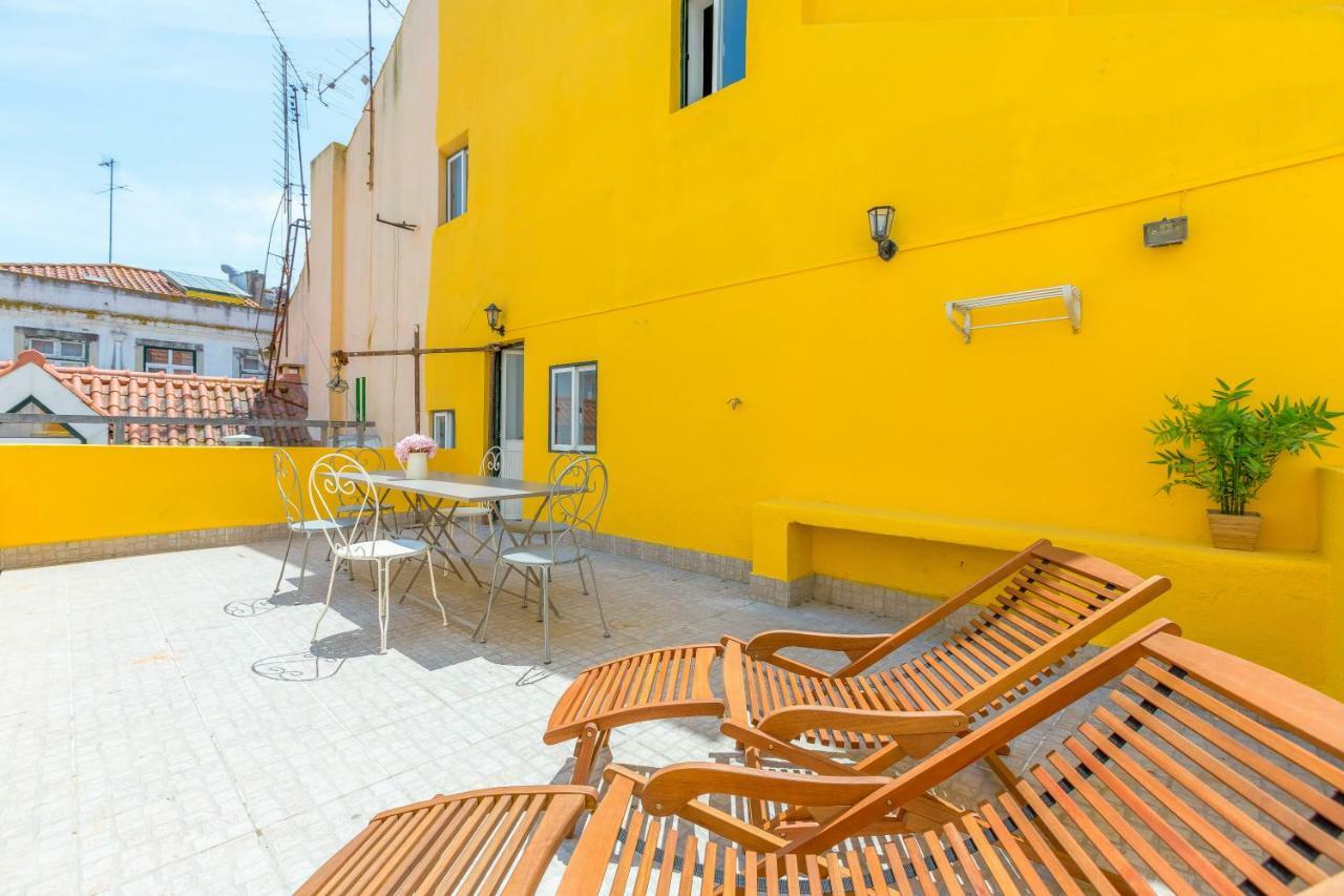 Alfama, Bright And Spacious With Private Terrace, By Timecooler Лиссабон Экстерьер фото